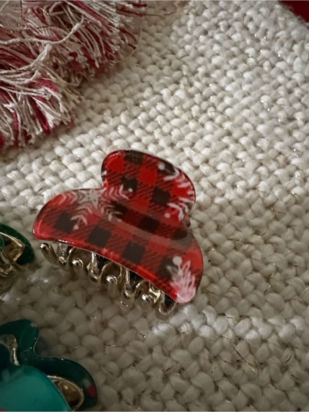 Holiday Mini Hair Claw Clip Set - Pearl, Green Glitter, Teal Print, Red Plaid - Picture 5 of 5